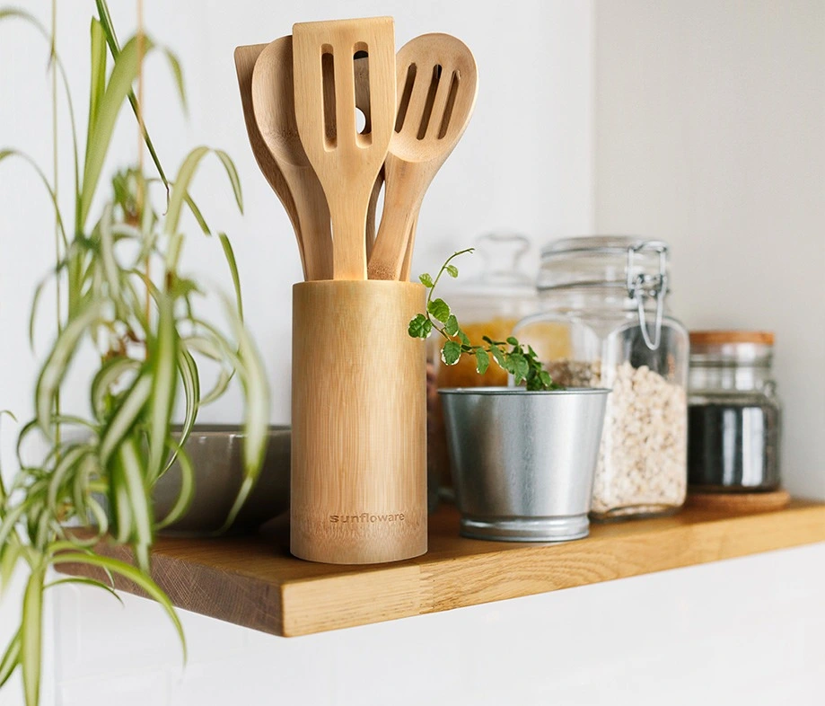 Bamboo Cooking Utensil Set photography 2