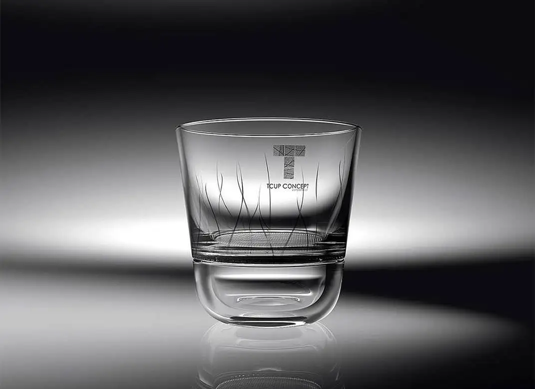 Glass product photography 1