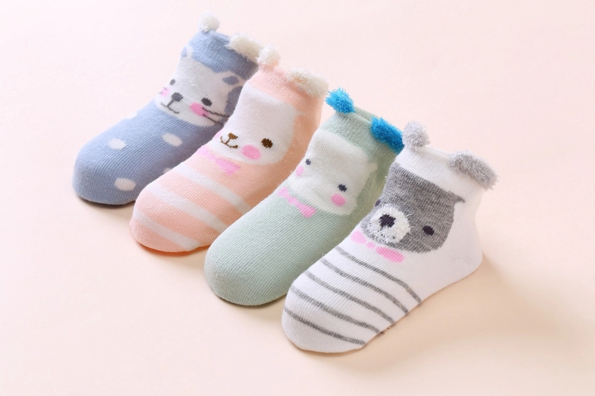 baby socks photography 5