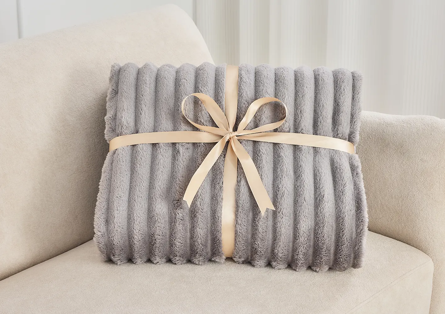 Amazon Grey Blanket Photography